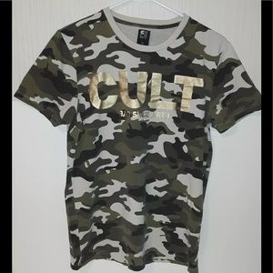 Cult Camo Tshirt Size S
